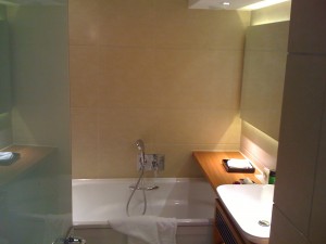 Bathroom - Park Plaza Westminster